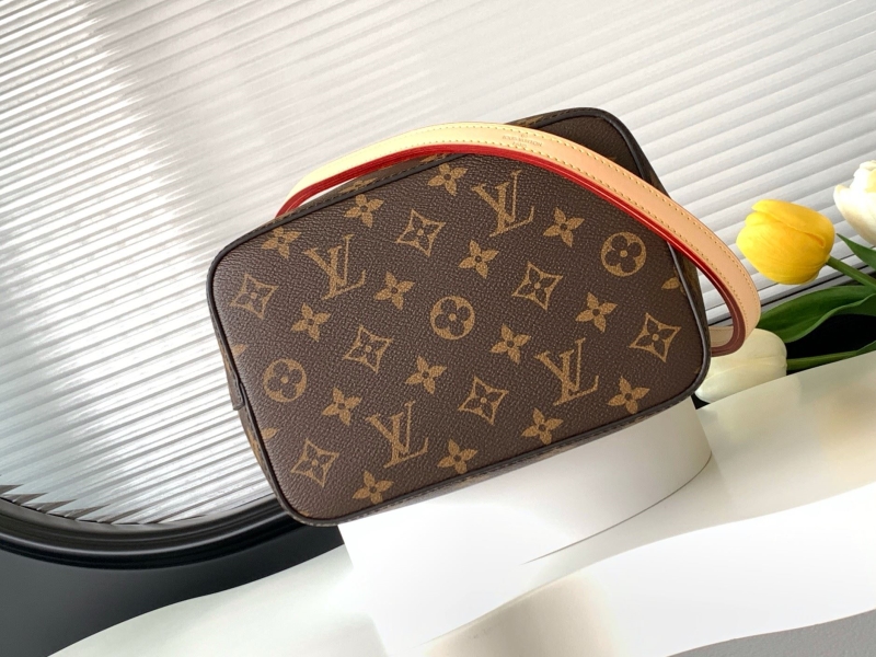 LV Bucket Bags